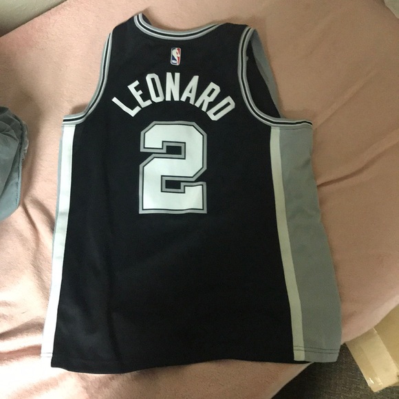 Nike NBA San Antonio Spurs Leonard #2 Jersey - Picture 2 of 3